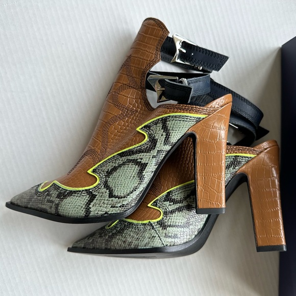 Donald J Pliner Giorgi Western Buckle Booties Snake Python Print Leather 10 NEW - Picture 4 of 11